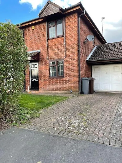 Lakeside View 2 Bedroom House Birmingham